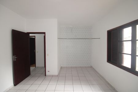 Casa para alugar com 99m², 2 quartos e sem vagaQuarto 1