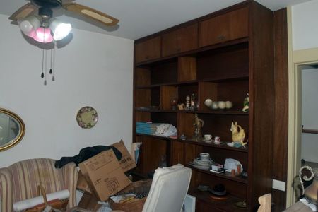 Apartamento à venda com 215m², 4 quartos e 2 vagas Apartamento à venda com 215m², 4 quartos e 2 vagasQuarto 1