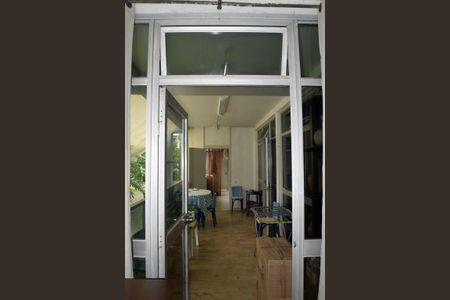 Apartamento à venda com 215m², 4 quartos e 2 vagas Apartamento à venda com 215m², 4 quartos e 2 vagasAcesso varanda Quarto 3