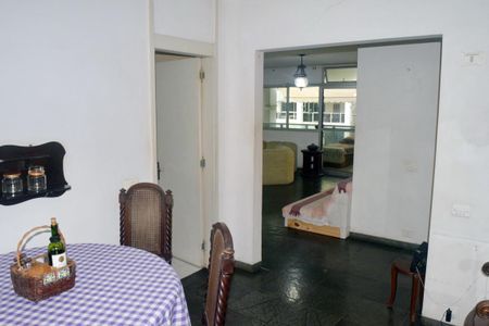 Apartamento à venda com 215m², 4 quartos e 2 vagas Apartamento à venda com 215m², 4 quartos e 2 vagasSala 2