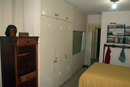 Apartamento à venda com 215m², 4 quartos e 2 vagas Apartamento à venda com 215m², 4 quartos e 2 vagasQuarto 3