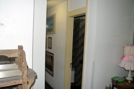 Apartamento à venda com 215m², 4 quartos e 2 vagas Apartamento à venda com 215m², 4 quartos e 2 vagasQuarto 1