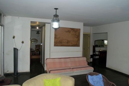 Apartamento à venda com 215m², 4 quartos e 2 vagas Apartamento à venda com 215m², 4 quartos e 2 vagasSala