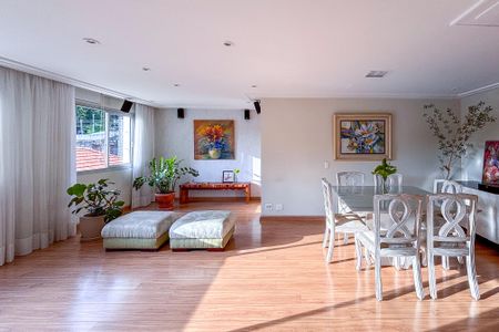 Apartamento à venda com 105m², 3 quartos e 1 vaga Apartamento à venda com 105m², 3 quartos e 1 vagaSala