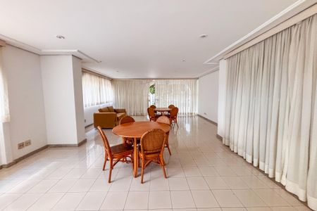 Apartamento à venda com 105m², 3 quartos e 1 vaga Apartamento à venda com 105m², 3 quartos e 1 vagaÁrea comum - Salão de festas