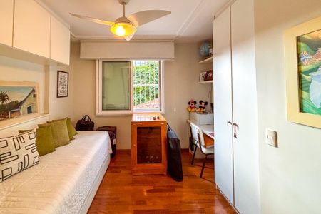 Apartamento à venda com 105m², 3 quartos e 1 vaga Apartamento à venda com 105m², 3 quartos e 1 vagaQuarto 1