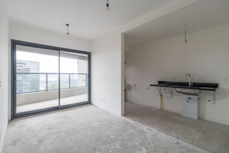 Sala de apartamento à venda com 2 quartos, 75m² em Alphaville Industrial, Barueri