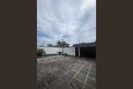 Casa à venda com 182m², 4 quartos e 3 vagas