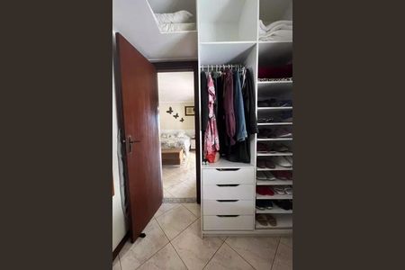 Casa à venda com 182m², 4 quartos e 3 vagas