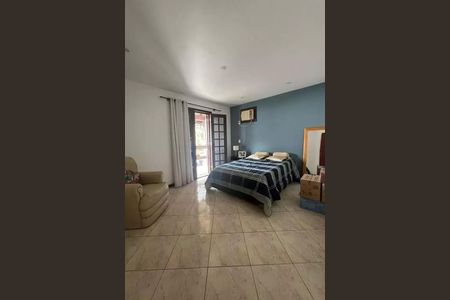 Casa à venda com 182m², 4 quartos e 3 vagas