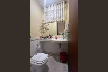 Casa à venda com 182m², 4 quartos e 3 vagas