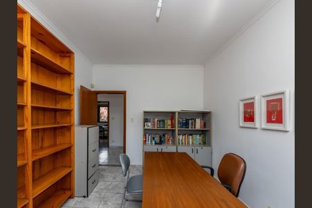 Casa à venda com 265m², 3 quartos e 5 vagas