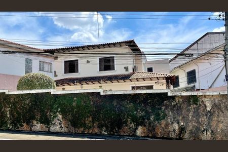 Casa à venda com 265m², 3 quartos e 5 vagas