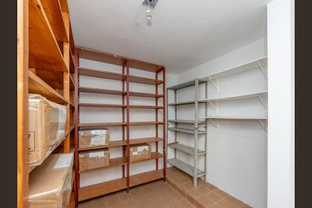 Casa à venda com 265m², 3 quartos e 5 vagas