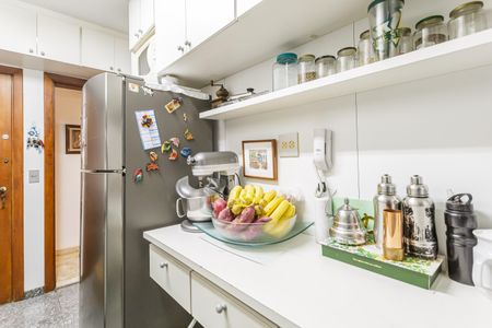 Apartamento à venda com 95m², 3 quartos e 2 vagasCozinha