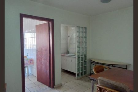 Casa à venda com 144m², 2 quartos e 1 vaga