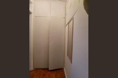 Apartamento à venda com 42m², 1 quarto e sem vaga