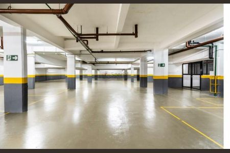 Apartamento à venda com 66m², 2 quartos e 1 vaga