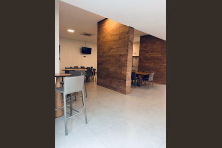 Apartamento à venda com 66m², 2 quartos e 1 vaga