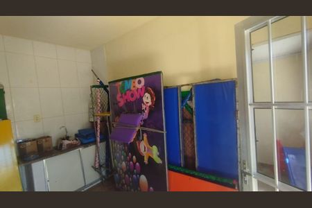 Casa à venda com 201m², 3 quartos e 4 vagas