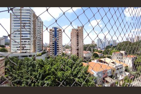 Apartamento à venda com 106m², 2 quartos e 1 vaga
