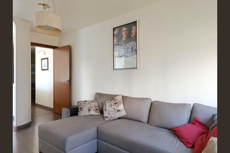 Apartamento à venda com 280m², 4 quartos e 4 vagas Apartamento à venda com 280m², 4 quartos e 4 vagasSala de TV