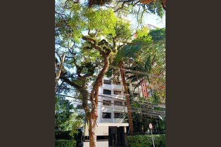 Apartamento à venda com 280m², 4 quartos e 4 vagas Apartamento à venda com 280m², 4 quartos e 4 vagasFachada