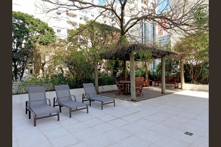 Apartamento à venda com 280m², 4 quartos e 4 vagas Apartamento à venda com 280m², 4 quartos e 4 vagasPiscina