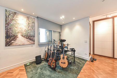 Apartamento à venda com 130m², 3 quartos e 2 vagasQuarto 2