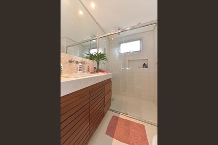 Apartamento à venda com 130m², 3 quartos e 2 vagasBanheiro da Suíte