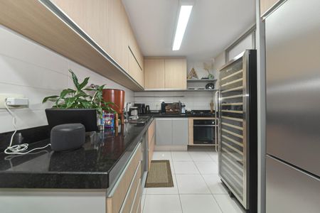 Apartamento à venda com 130m², 3 quartos e 2 vagasCozinha