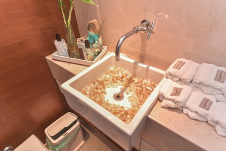 Lavabo de apartamento à venda com 3 quartos, 130m² em Campo Belo, São Paulo