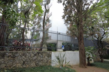 Apartamento à venda com 130m², 3 quartos e 2 vagasFachada