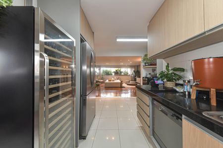 Apartamento à venda com 130m², 3 quartos e 2 vagasCozinha