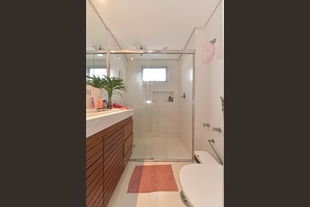 Apartamento à venda com 130m², 3 quartos e 2 vagasBanheiro da Suíte