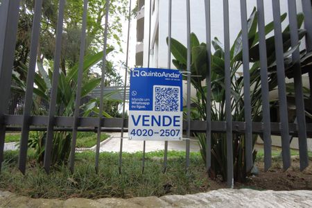 Apartamento à venda com 130m², 3 quartos e 2 vagasPlaca