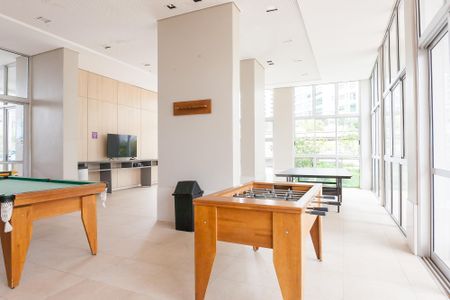 Apartamento para alugar com 67m², 2 quartos e 2 vagas Apartamento para alugar com 67m², 2 quartos e 2 vagasÁrea comum - Salão de jogos