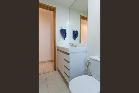 Apartamento para alugar com 67m², 2 quartos e 2 vagas Apartamento para alugar com 67m², 2 quartos e 2 vagasBanheiro Social