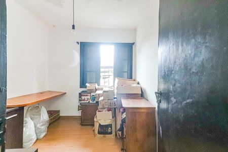 Casa à venda com 200m², 5 quartos e 4 vagas Casa à venda com 200m², 5 quartos e 4 vagasQuarto 1