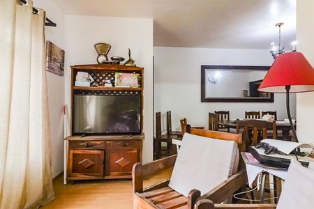 Casa à venda com 200m², 5 quartos e 4 vagas Casa à venda com 200m², 5 quartos e 4 vagasSala