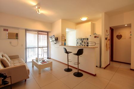 Apartamento para alugar com 64m², 1 quarto e 1 vaga Apartamento para alugar com 64m², 1 quarto e 1 vagaSala