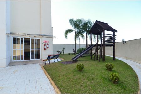 Apartamento à venda com 65m², 2 quartos e 2 vagasÁrea comum - Playground