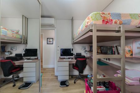 Apartamento à venda com 123m², 3 quartos e 2 vagasQuarto 1