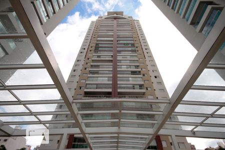 Apartamento à venda com 123m², 3 quartos e 2 vagasFachada