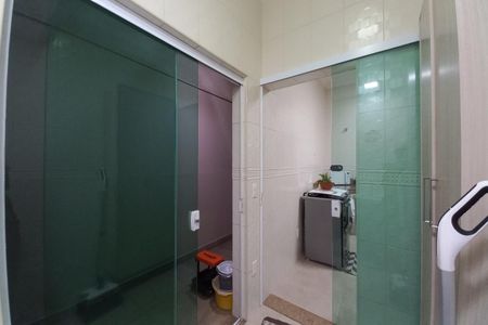 Casa à venda com 270m², 3 quartos e 2 vagas Casa à venda com 270m², 3 quartos e 2 vagasÁrea de Serviço