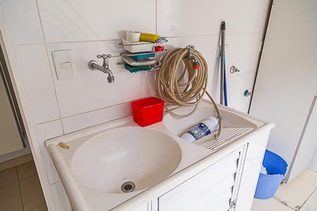 Casa à venda com 160m², 3 quartos e 1 vaga Casa à venda com 160m², 3 quartos e 1 vagaÁrea de Serviço