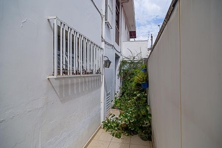 Casa à venda com 160m², 3 quartos e 1 vaga Casa à venda com 160m², 3 quartos e 1 vagaCorredor Externo
