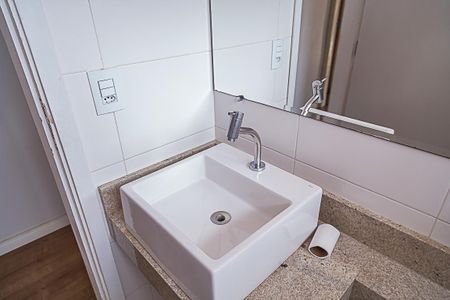 Casa à venda com 160m², 3 quartos e 1 vaga Casa à venda com 160m², 3 quartos e 1 vagaBanheiro Social 2