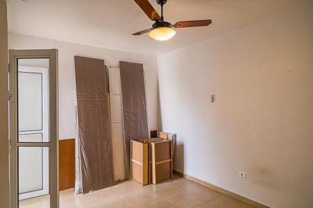 Casa à venda com 160m², 3 quartos e 1 vaga Casa à venda com 160m², 3 quartos e 1 vagaQuarto de Serviço