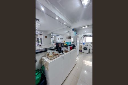 Apartamento à venda com 90m², 3 quartos e 2 vagasCozinha